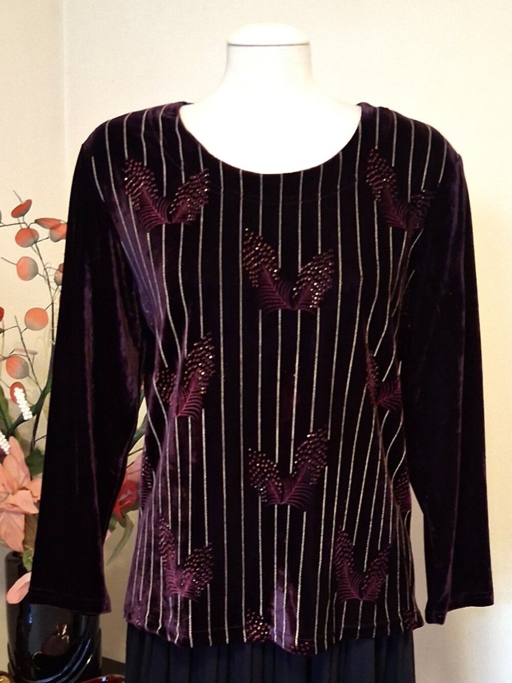 NWT Scoop Neck Purple Embroidered Blouse Long Sleeve Women’s Top 12